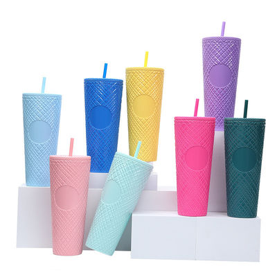 Disfruta de tus bebidas favoritas en el camino con esta tapa de paja libre de BPA