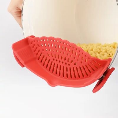 El material de silicona flexible es el que se utiliza para el filtrado de la olla y el filtrado de la pasta.