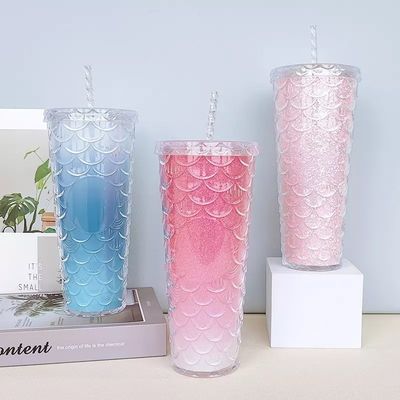 Método de flujo de agua Taza de paja creativa de plástico de doble capa Flash Tazas de pescado rosa