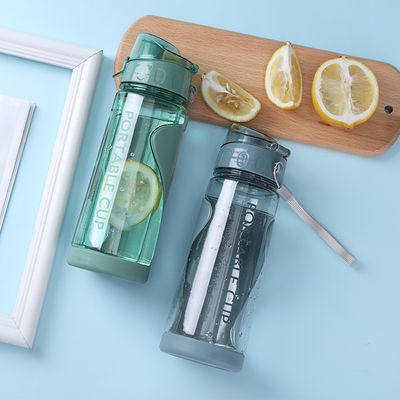 Botellas de agua deportivas de 570 ml para adultos portátiles a prueba de fugas y libres de BPA