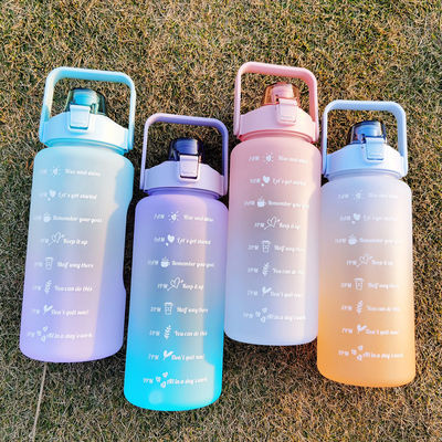 2L Marcador de tiempo motivacional Botella de agua con paja y pegatinas Gradiente de color Durable