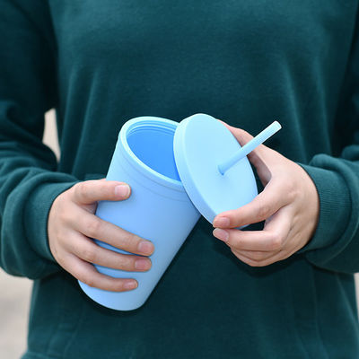 Copo de agua de plástico reutilizable AS PP Tumbler con paja y tapa con logotipo personalizado para taza de viaje de café helado