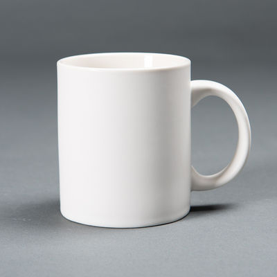 Taza de café de porcelana cerámica de esmalte creativo para logotipo personalizado y obsequios de ocasión