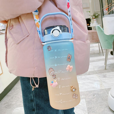 Botella de agua motivacional con marcador de tiempo libre de BPA 64OZ y diseño de color gradiente