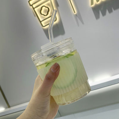 Tazas de café portátiles para acompañamiento femenino, vidrio de té de leche fría con mango y tapa de paja