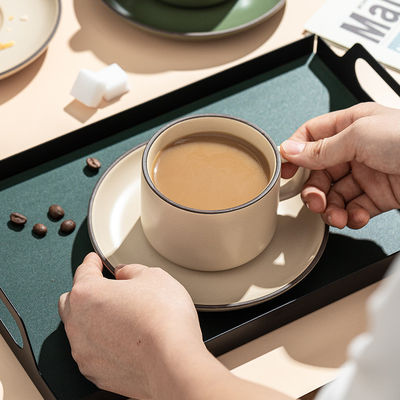 250 ml Capacidad Taza de café y plato de cerámica nórdica mate con cuchara correspondiente