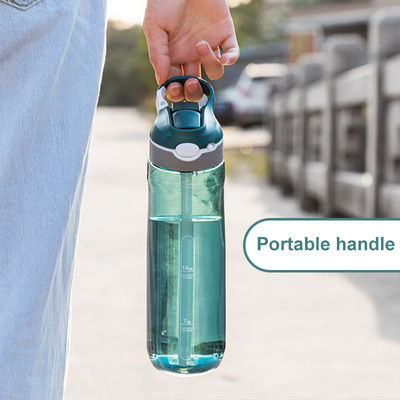 Accesorios con tapa gimnasio al aire libre botella de agua con paja y plástico libre de BPA