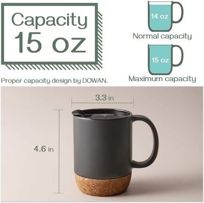 Gran taza de café con mango estilo minimalista aislada tapa de corcho de fondo a prueba de salpicaduras