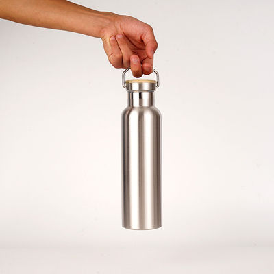 Performance de aislamiento térmico botella de agua de acero inoxidable 304 para actividades al aire libre
