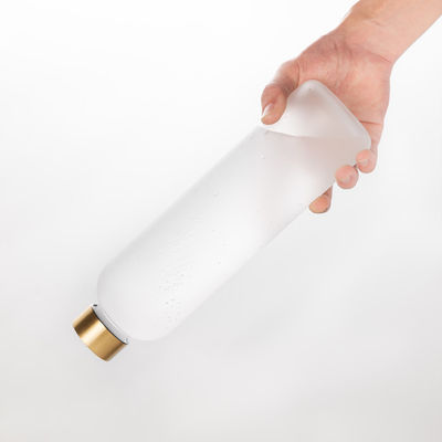 Logotipo personalizado Botellas de agua de Tritán con tapa Ideal para cubrir y aventuras al aire libre