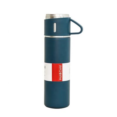 Viaja con estilo con este conjunto de botellas de agua de doble pared de acero inoxidable