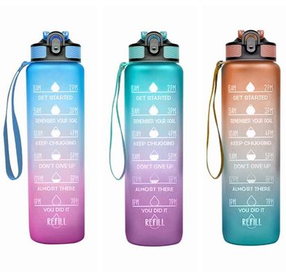 Botella de agua deportiva de 1L con marcador de tiempo y paja directa libre de BPA