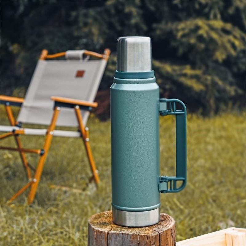 Flasca de agua de vacío de acero inoxidable de gran capacidad de estilo americano Termoso 1 L con mango