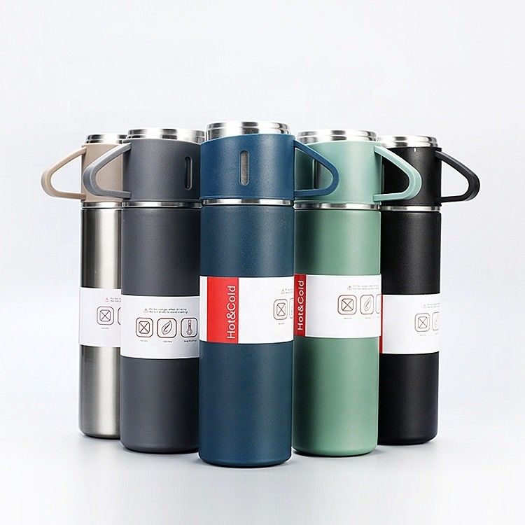 Viaja con estilo con este conjunto de botellas de agua de doble pared de acero inoxidable